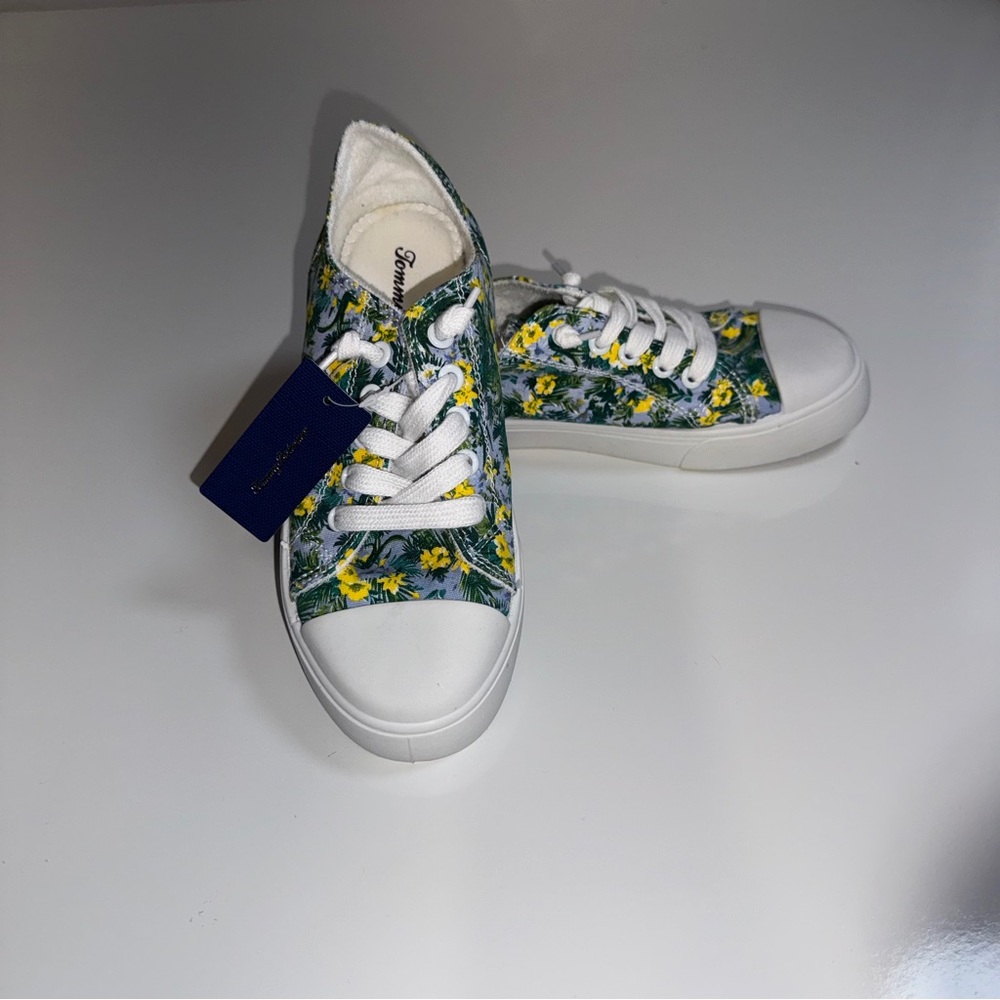 Tommy Bahama Floral Canvas Sneakers‎ COCO Style Size 6.5M NWT - Picture 3 of 13